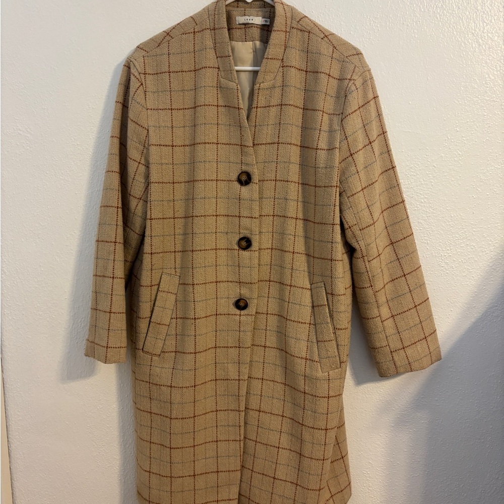 POSH size small Plaid Tan Coat